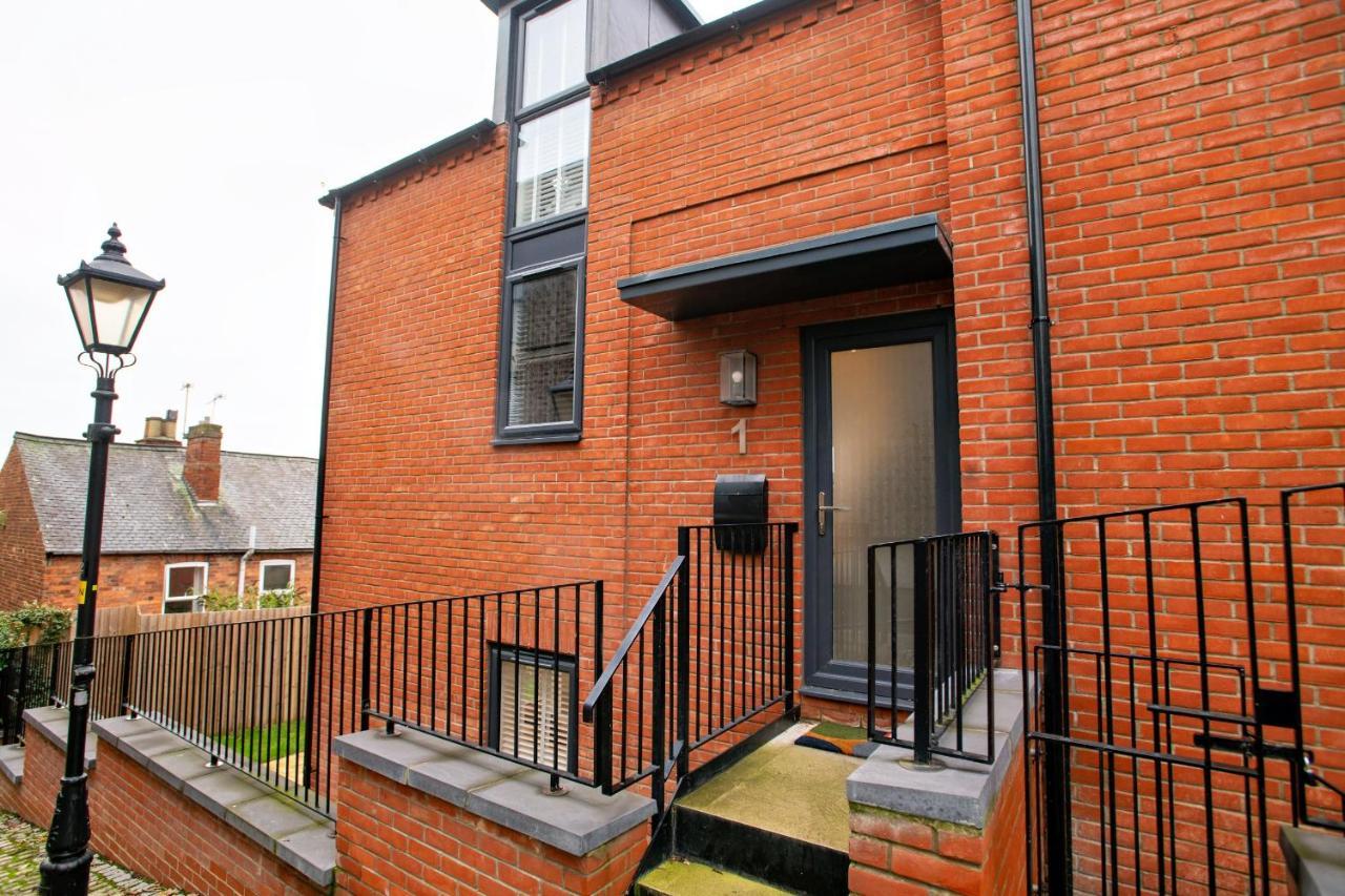 Number One On The Hill Lincoln Exterior foto